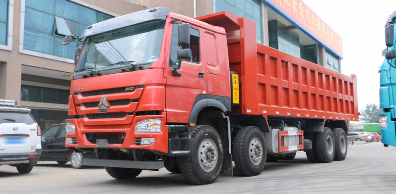 HOWO 6X4 Right Hand Drive Left Hand Drive 25 Ton Dump Truck